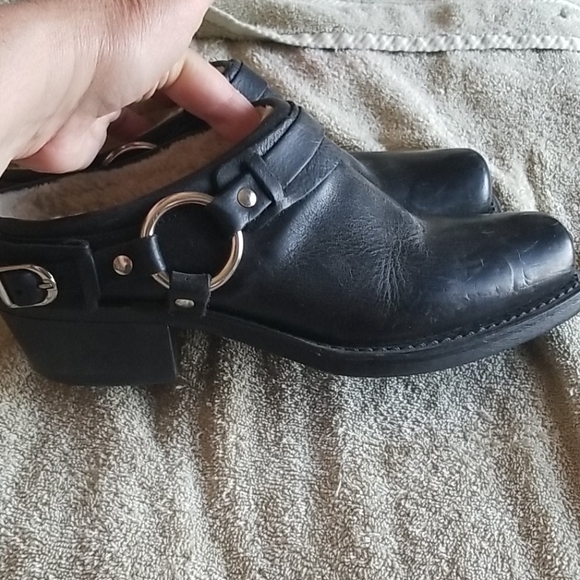 FRYE Sherpa Lined Clogs/Mules, Size 9 - Picture 12 of 12